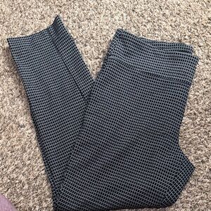 Adrienne Vittadini Monochrome Patterned Apparel